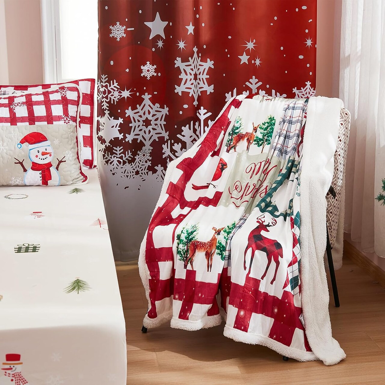 Christmas Fleece Throw Blanket, Cardinal &Tree Pattern Holiday Winter Blanket,Soft Cozy Fluffy Decoration Sherpa Throws for Bed Couch Sofa, Warm Plush Blankets for All Season 60"×80"